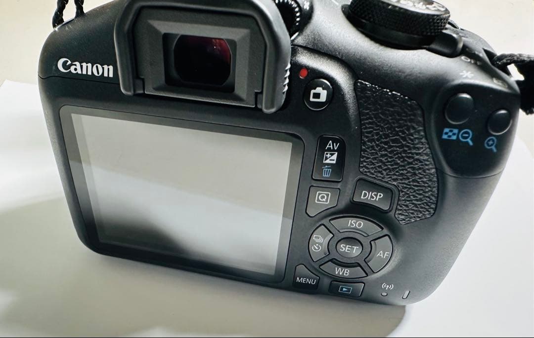 デジタルカメラ Canon EOS Kiss X90 YONGNUO YN50mm F1.8