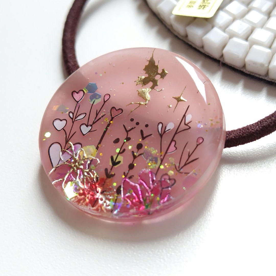 魔法の世界 ライトピンク ラウンドレジンヘアゴム