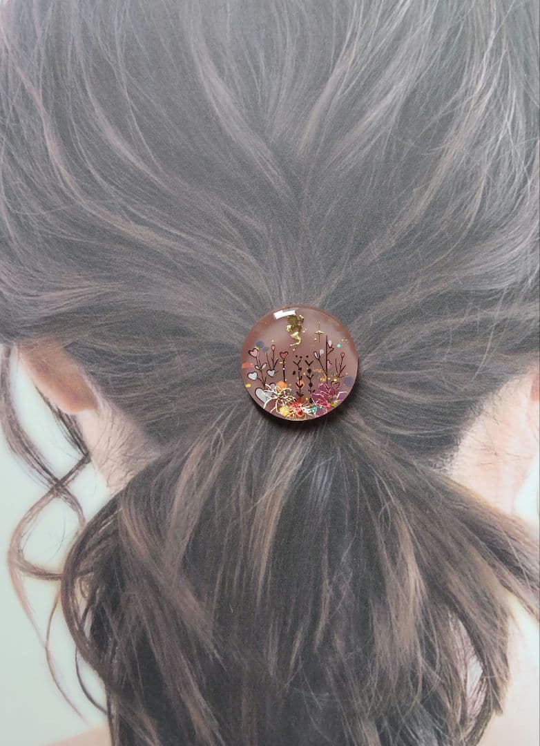 魔法の世界 ライトピンク ラウンドレジンヘアゴム