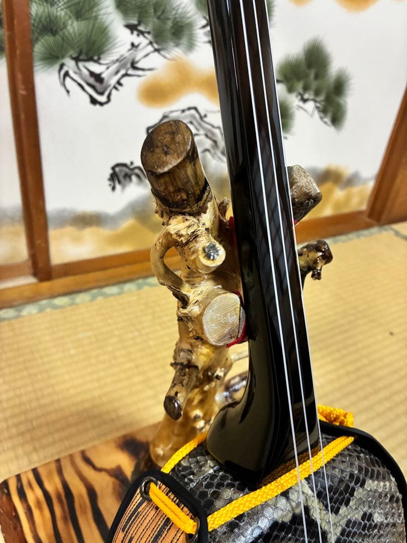 沖縄三線！黒木上質カマゴン！江戸与那城型！本張り【一枚張り】