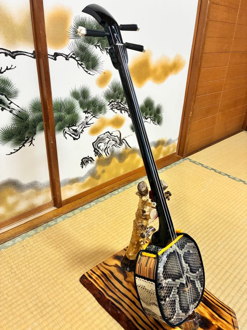 沖縄三線！黒木上質カマゴン！江戸与那城型！本張り【一枚張り】