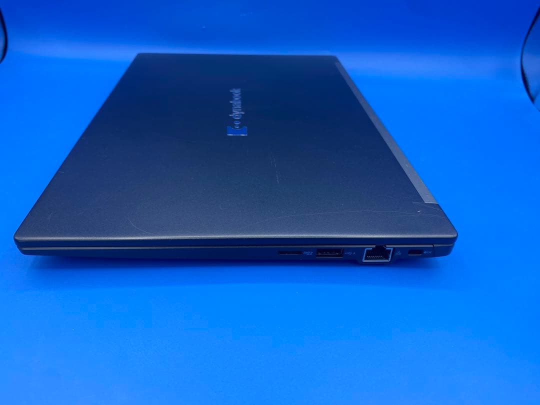 第11世代i5 dynabook G83/HU