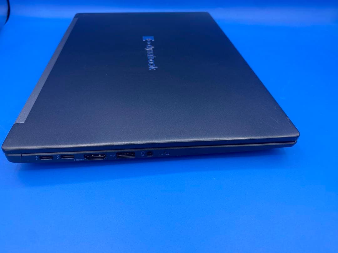 第11世代i5 dynabook G83/HU