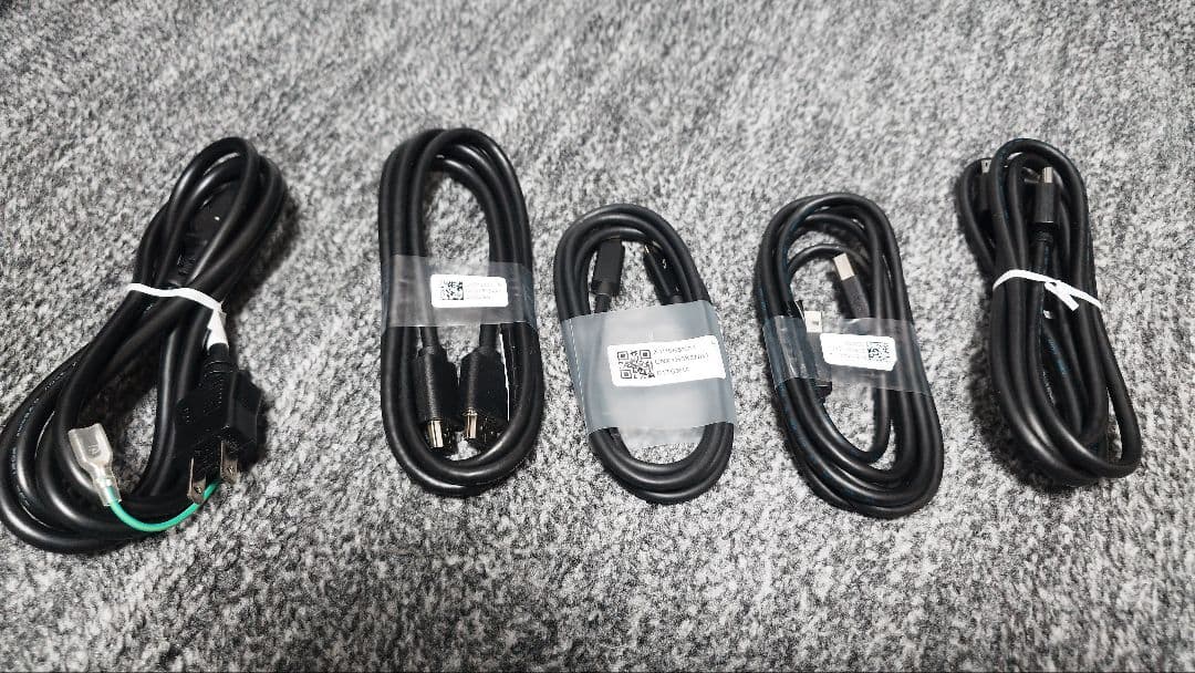 Dell モニター U4021QW　#メルカリでハロウィン