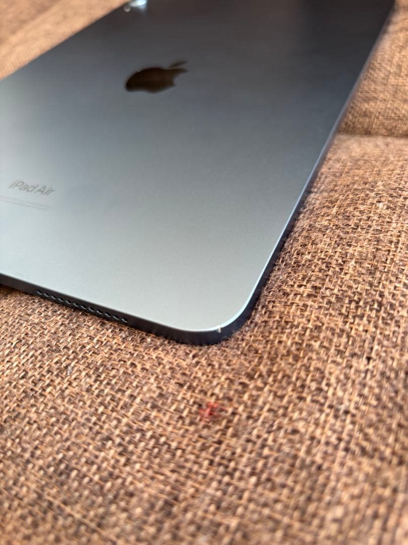 Apple iPad Air 5 (スペースグレー)