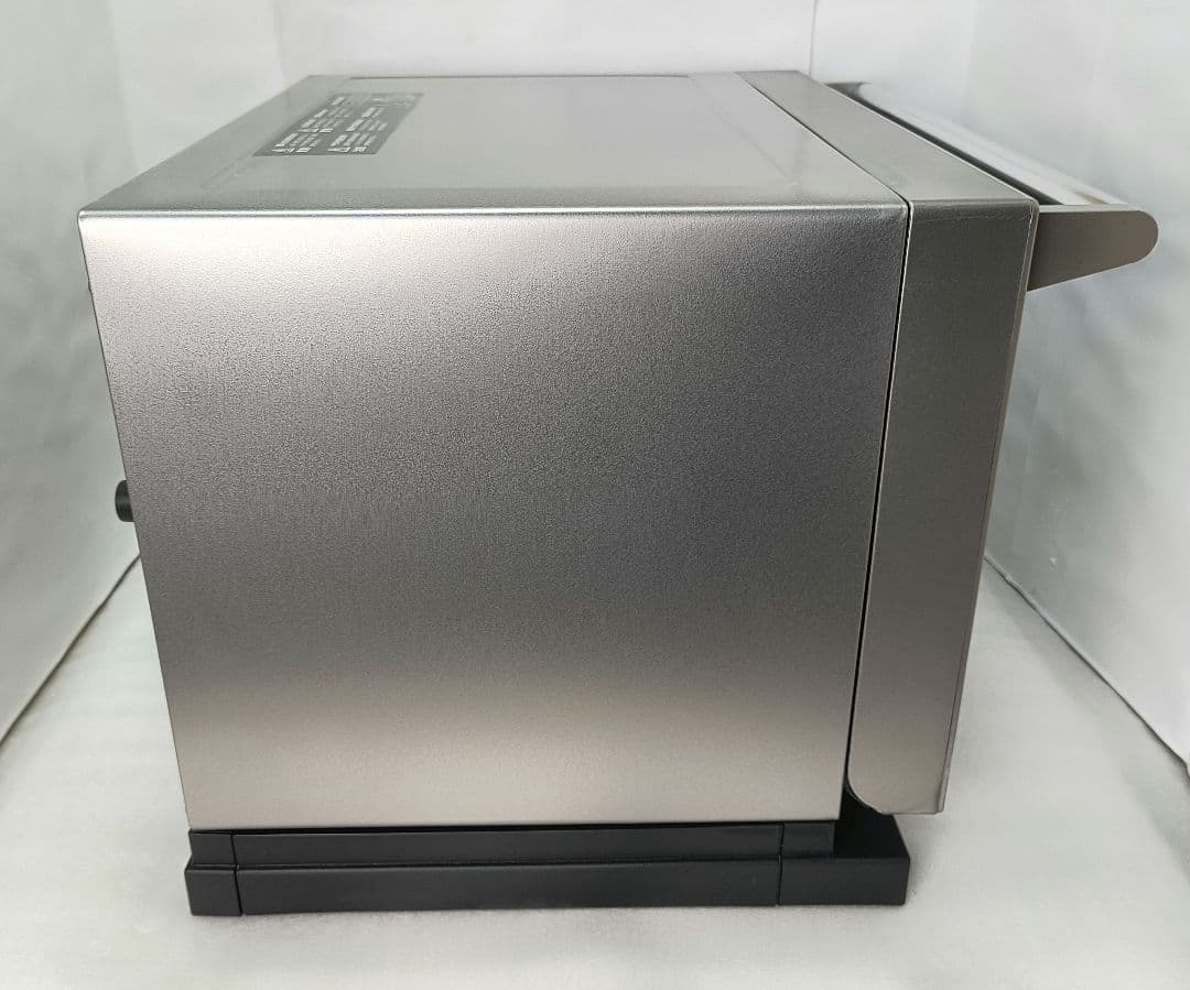 016 22年製 バルミューダデザイン　オーブンレンジ　シルバー　K04A−SU