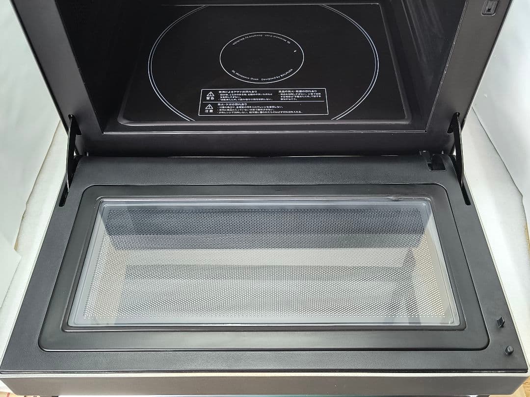 016 22年製 バルミューダデザイン　オーブンレンジ　シルバー　K04A−SU