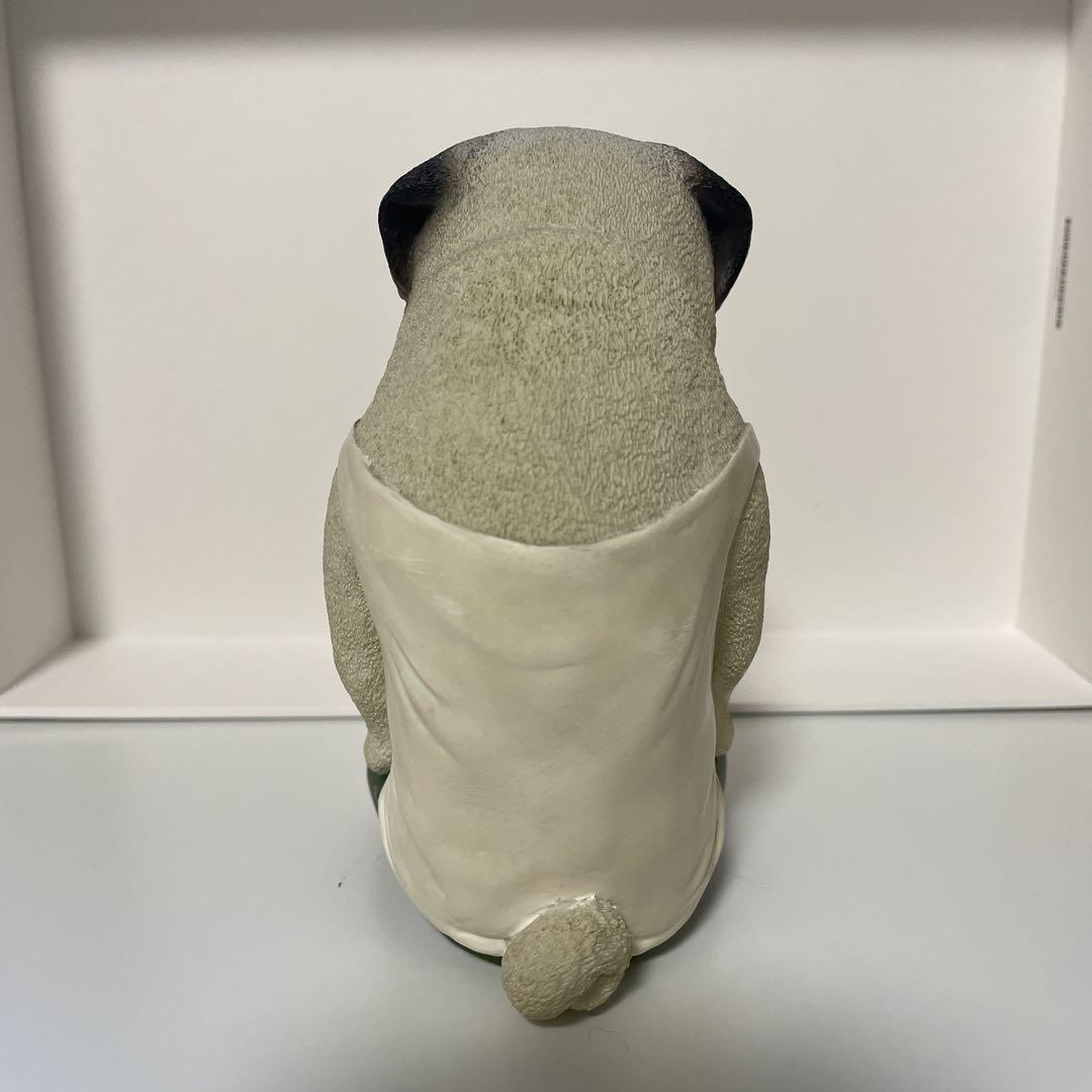 朝隈俊雄　犬の留守番　パグ