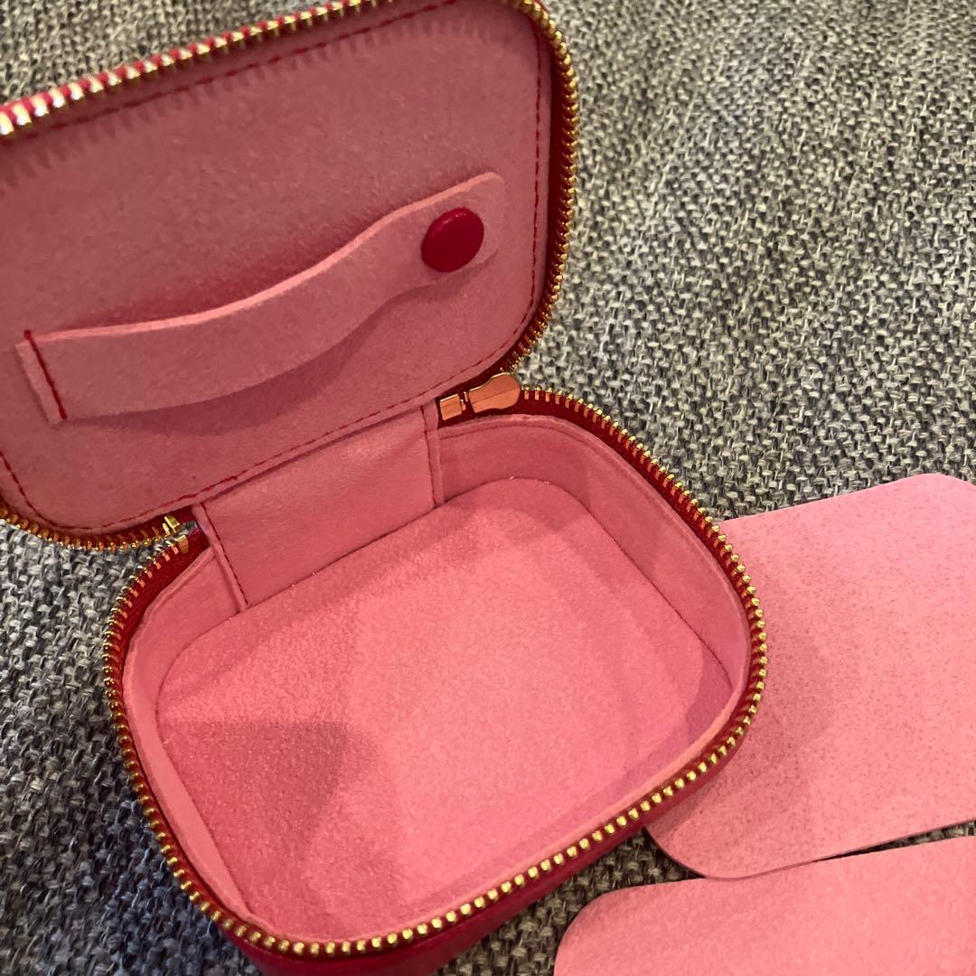 伊東屋　カラーチャート　アクセサリーケース