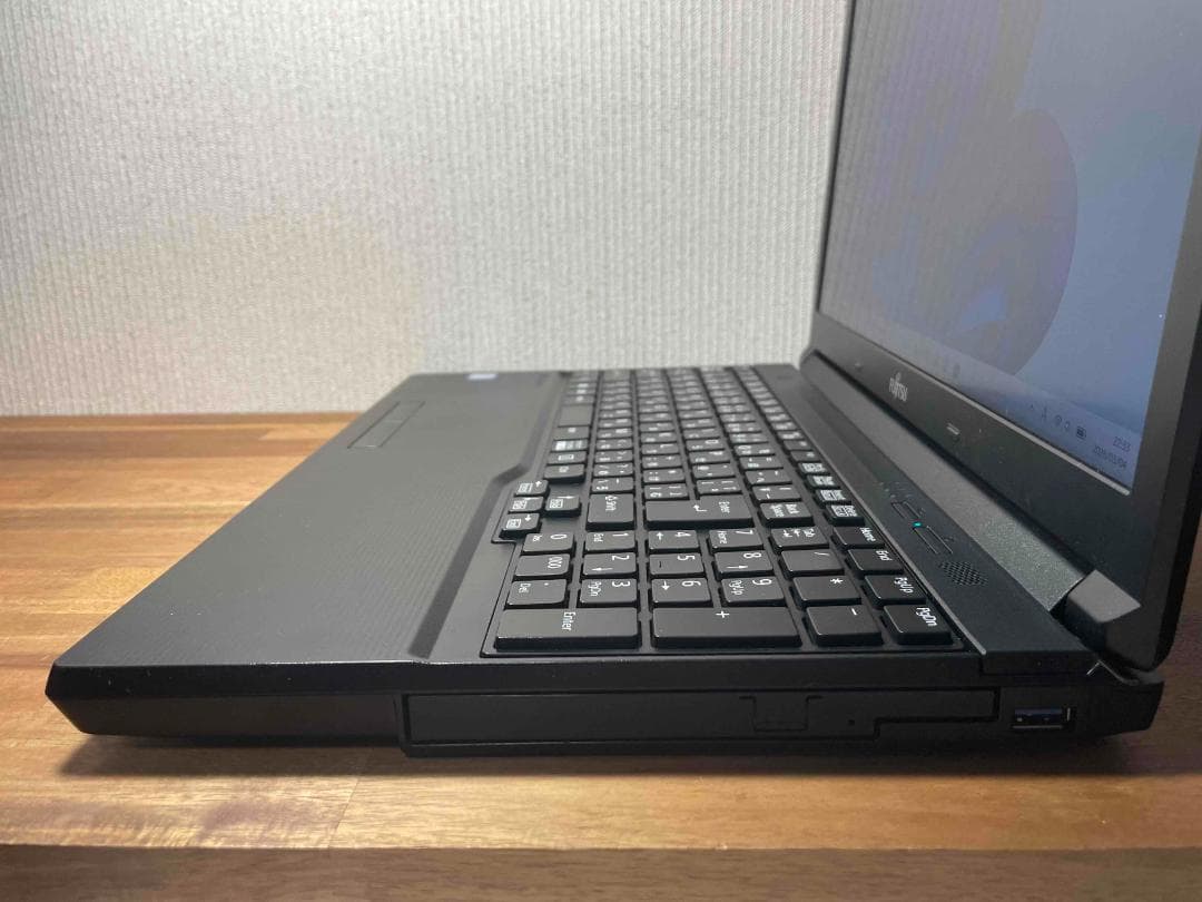 Win11 LIFEBOOK Office メモリ8GB SSD256GB