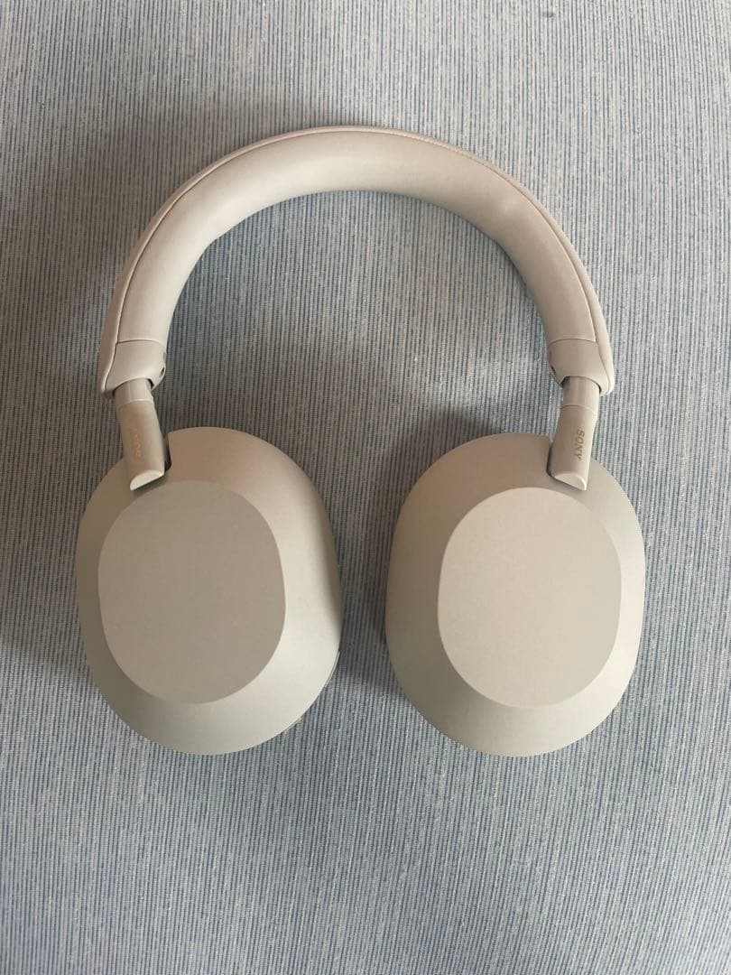 ソニーワイヤレスヘッドホン WH-1000XM5 値下げ受付中