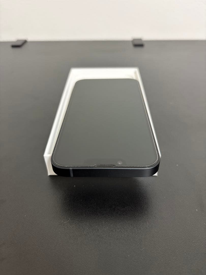 スマートフォン本体 iPhone16e 512GB