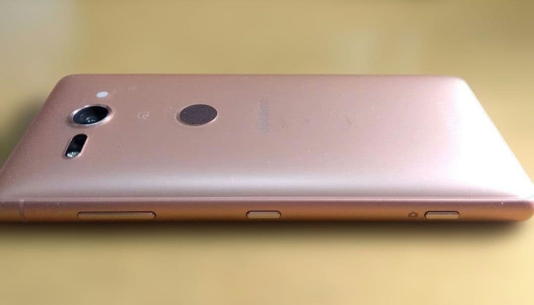 【土日限定価格】Xperia XZ2 Compact　SO-05K　64G