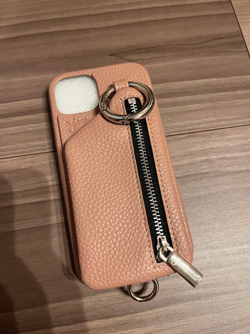 美品♡ajew iPhone13ケース