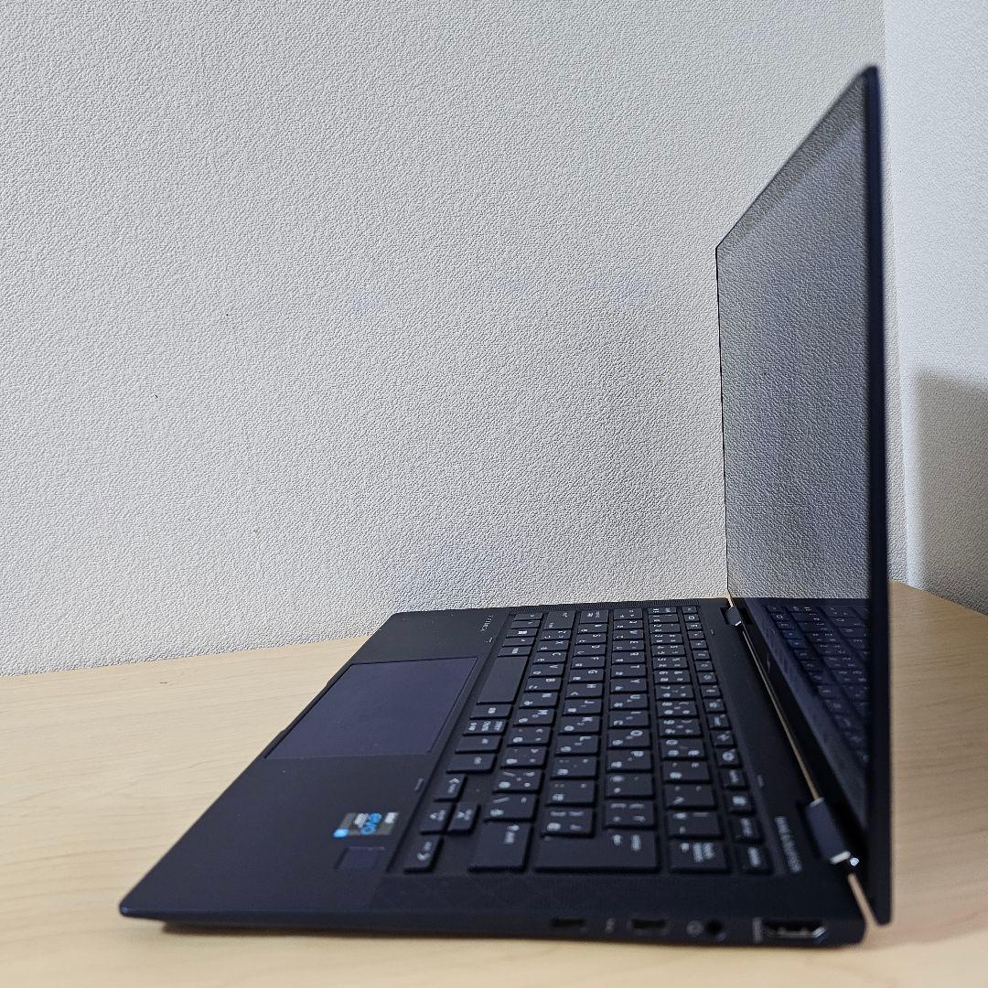 HP Dragonfly G2／Core i5／LTE内蔵／ペン