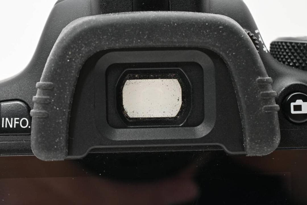 ショット数:41468回 Canon kiss X7 レンズセット #1164