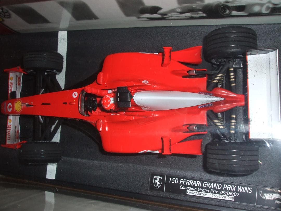 美品　フェラーリ　１５０GP　優勝記念　シューマッハ　マテル　１／１８