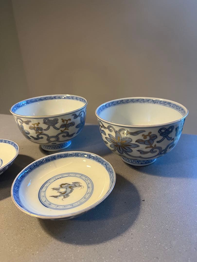 美品　骨董　色絵　麒麟　金彩　蓋付き碗　2客　皿　お椀