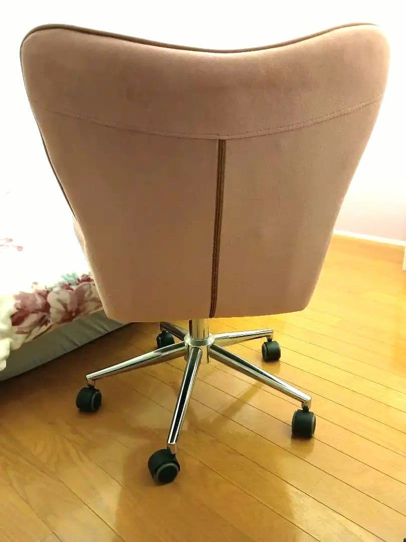 チェア　ピンク