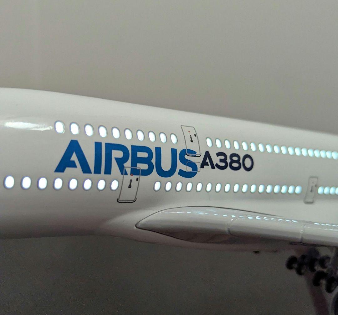 エアバス A380 1/160 飛行機 大型 模型 46cm LEDライト点灯