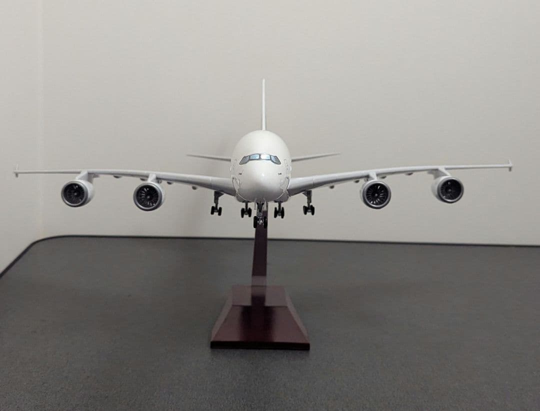 エアバス A380 1/160 飛行機 大型 模型 46cm LEDライト点灯
