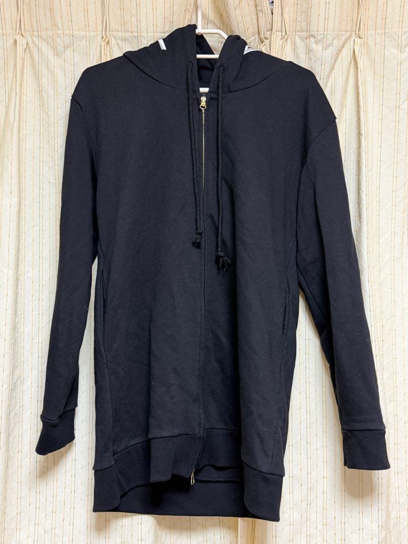 the GazettE BLACKMORAL ロゴパーカー 13周年グッズ