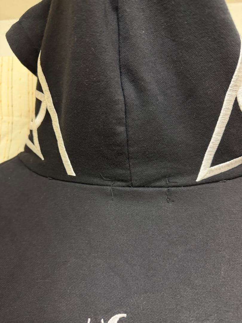 the GazettE BLACKMORAL ロゴパーカー 13周年グッズ