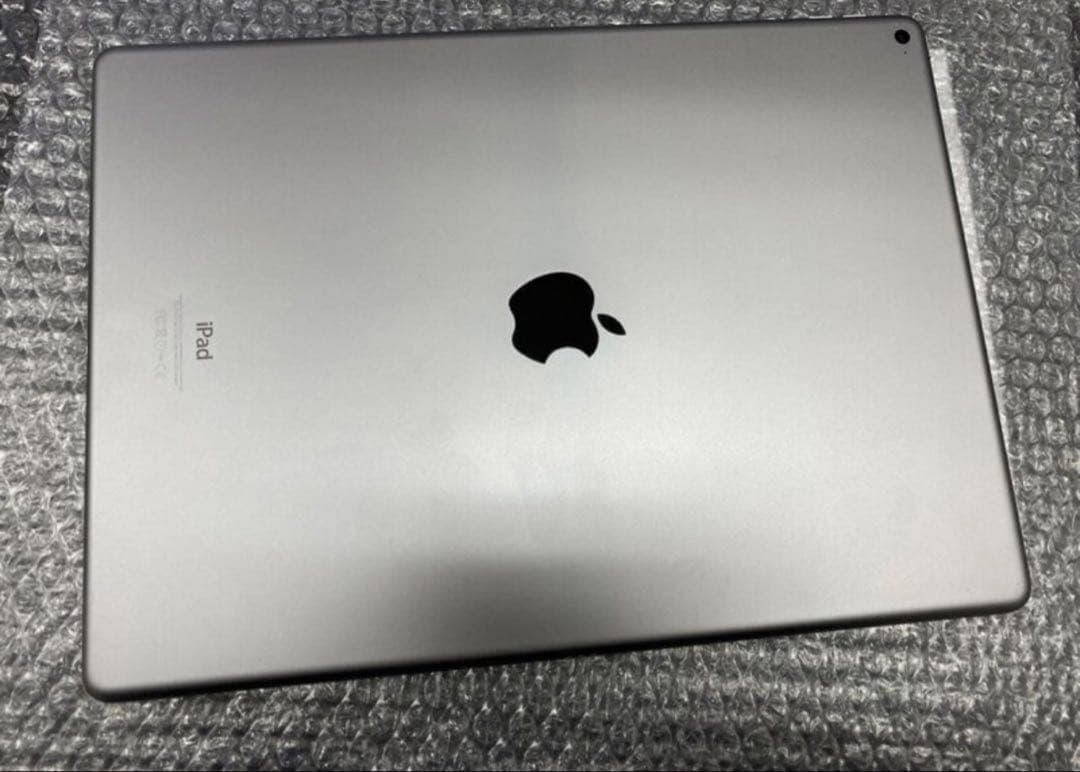 iPad Pro 12.9インチ（第1世代）