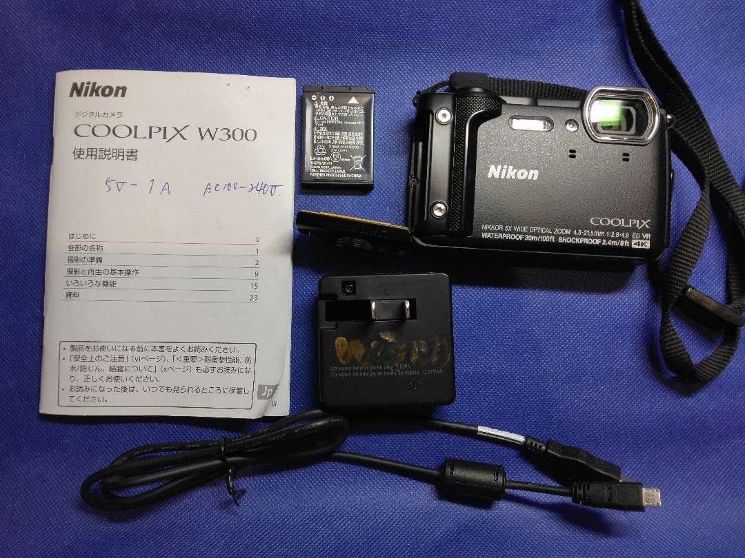 Nikon COOLPIX W300 コンパクトデジタルカメラ　ジャンク品