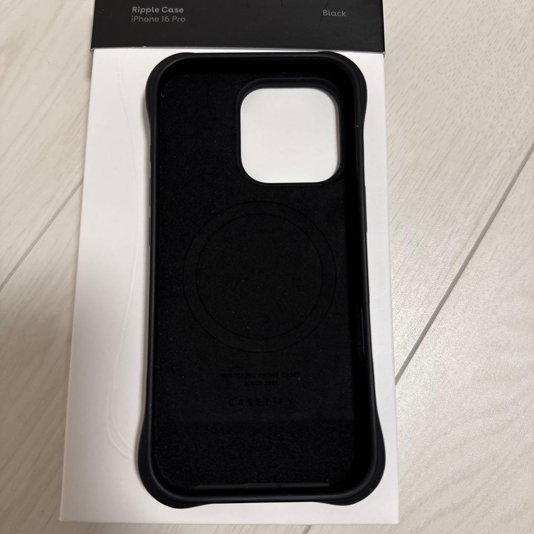 CASETiFY Ripple Case iPhone 16 Pro ブラック