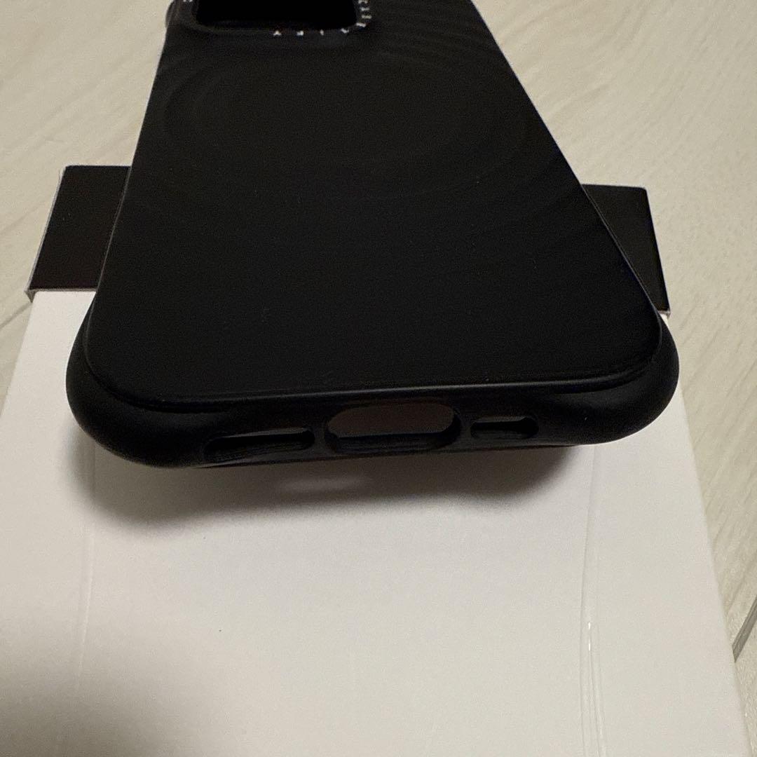 CASETiFY Ripple Case iPhone 16 Pro ブラック