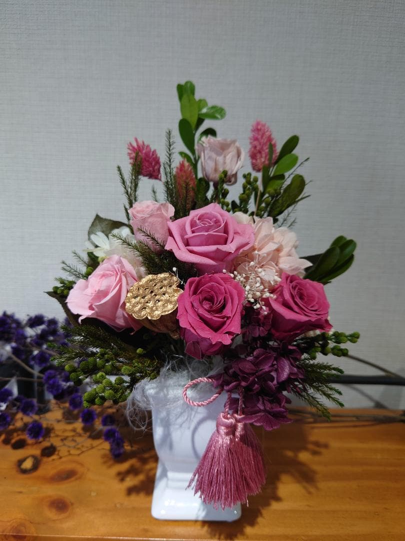 お花屋さんのプリザーブドフラワー