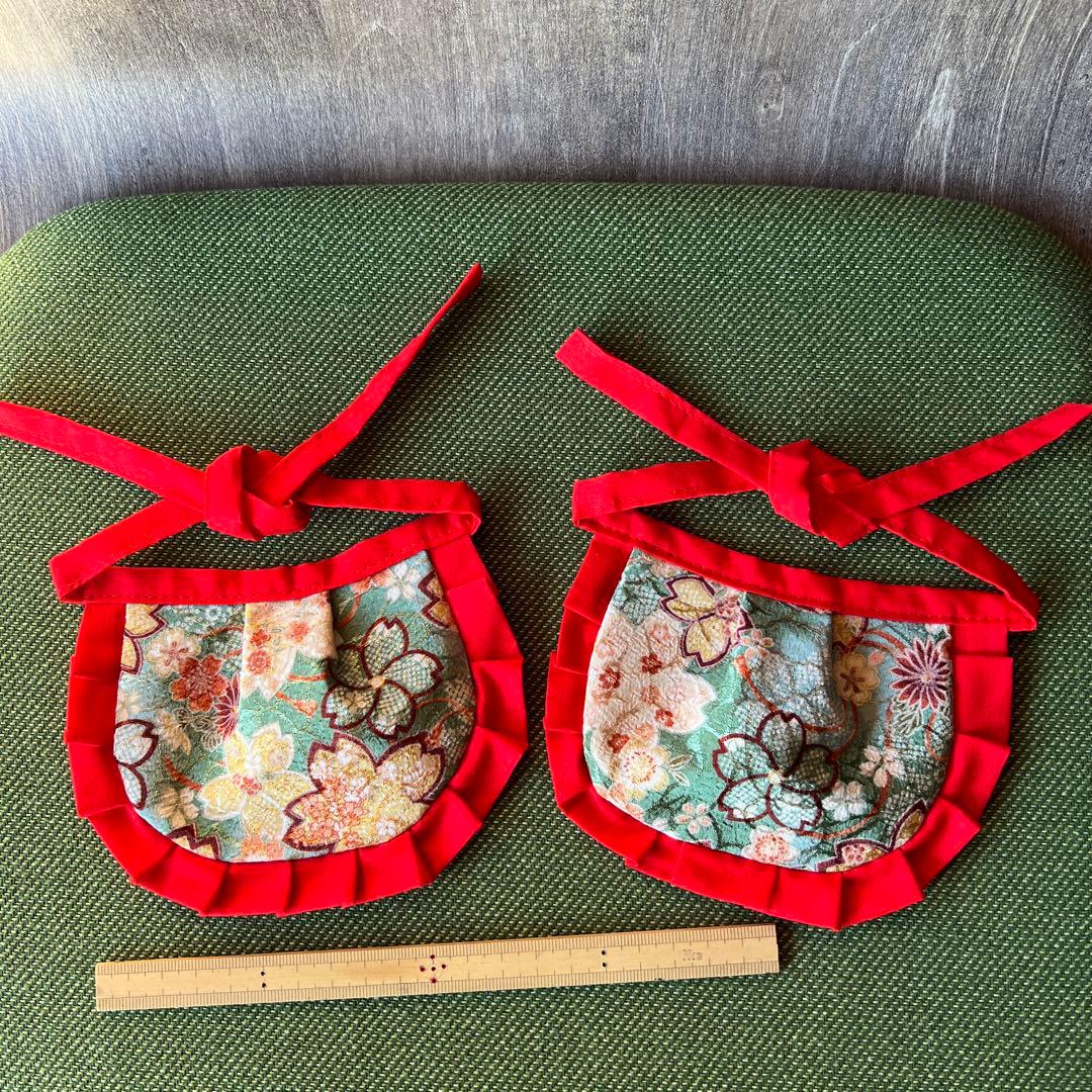 HanaHeart　お地蔵さんの帽子7枚、前掛け9枚 (サイズ色々)