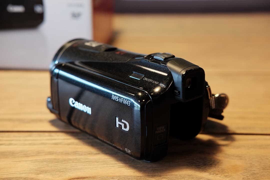 【美品】Canon iVIS HF M43（64GB）ビデオカメラ
