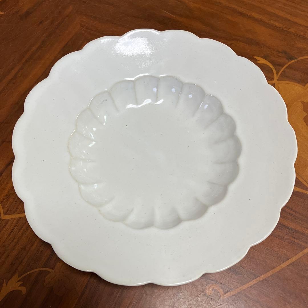 未使用品！安藤雅信 イタリア輪花スープ皿 22㌢ 乳白艶釉