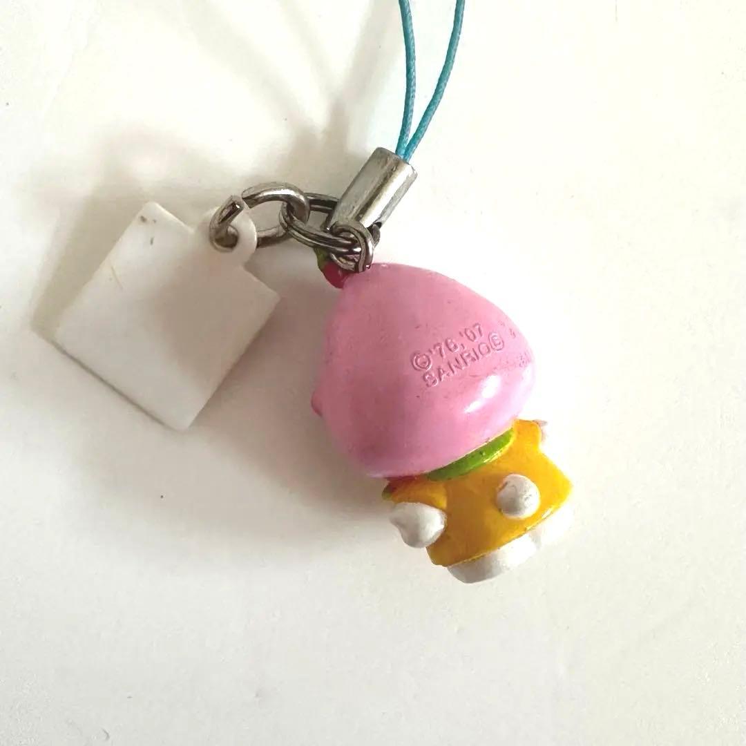 一点‼️サンリオハローキティ ストラップ いちごみるく　平成レトロ　サクマコラボ