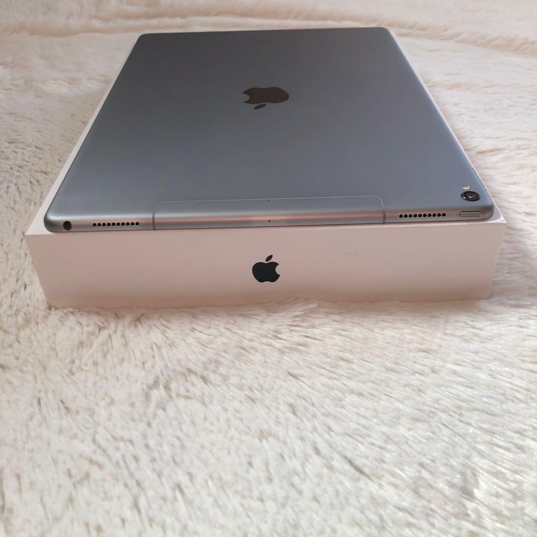 【完動品】iPad Pro 12.9 第2世代 256GB 【すぐ発送】