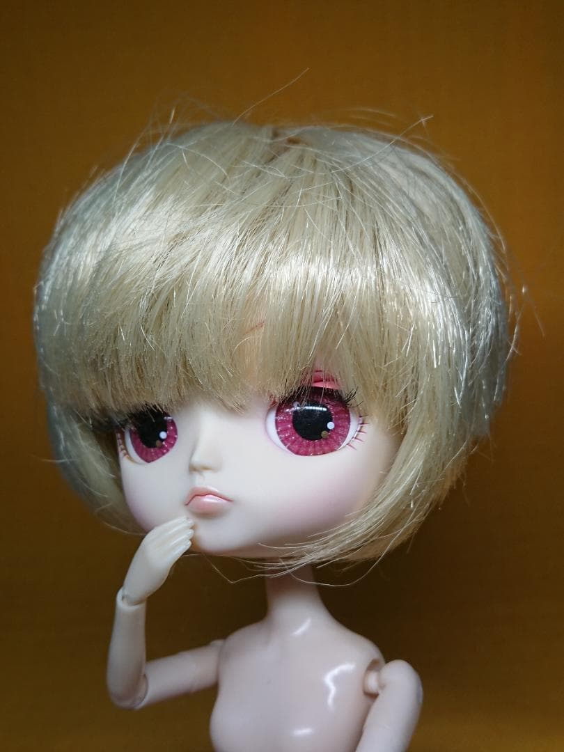 人形　フィギュア　ドール　オブジェ　置物　インテリア　工芸品　美術品　A1153