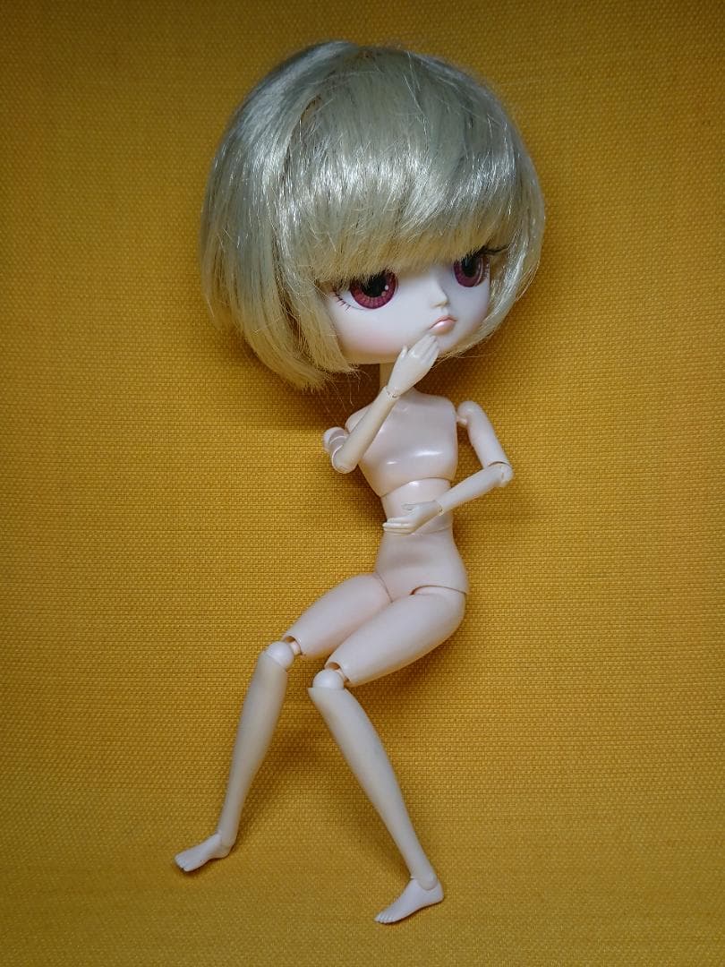 人形　フィギュア　ドール　オブジェ　置物　インテリア　工芸品　美術品　A1153