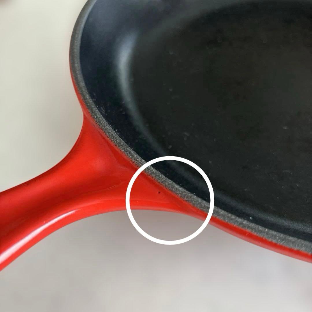 ル・クルーゼ スキレットフライパン 大きめ　赤　レッド