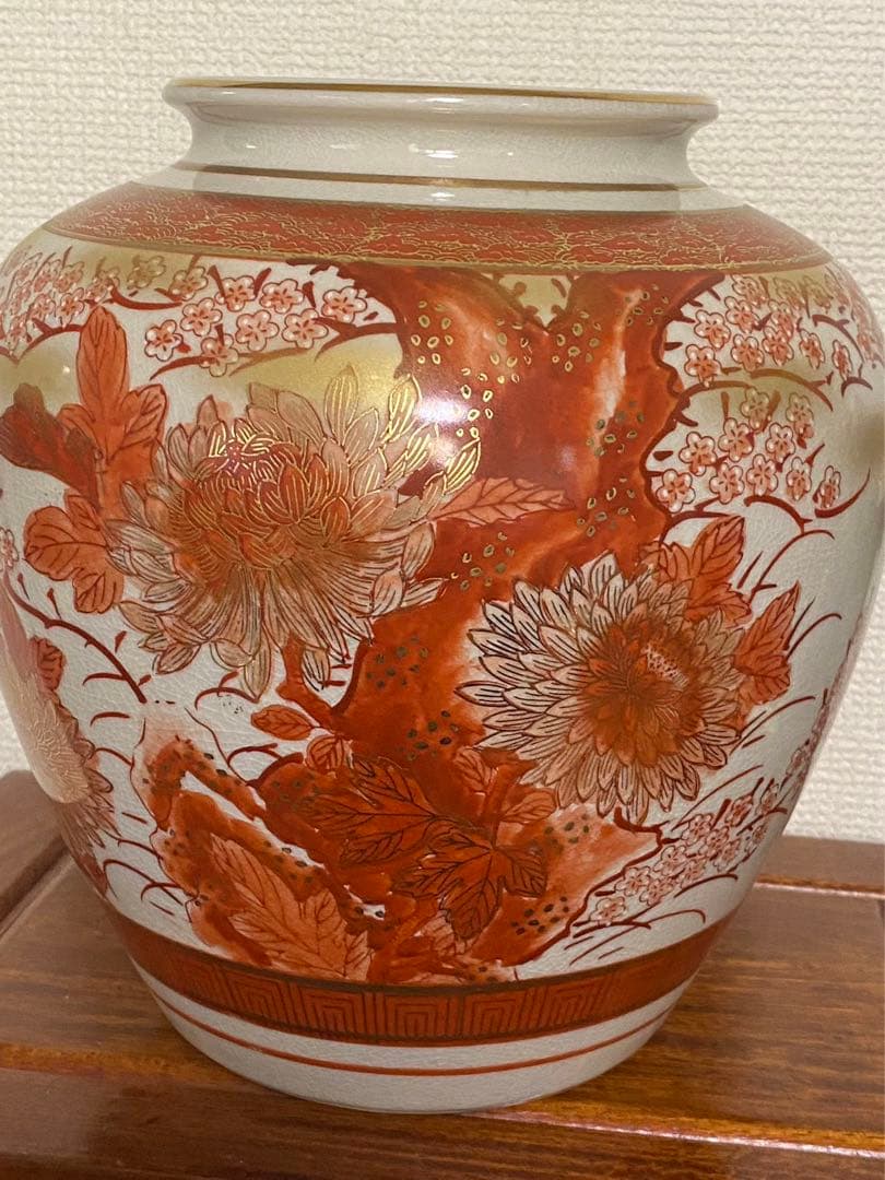 九谷焼　金彩赤絵　菊花花瓶 花器　壺　置物 希少品