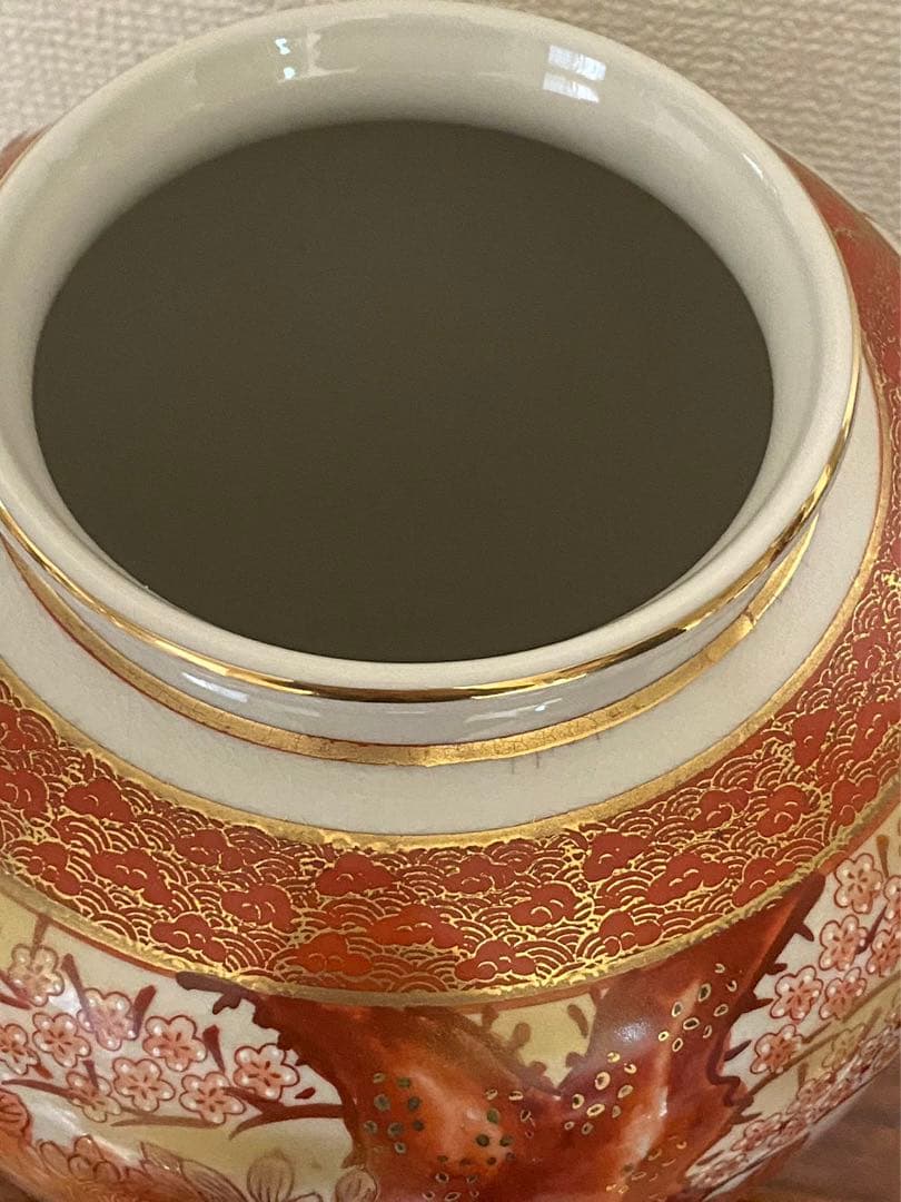 九谷焼　金彩赤絵　菊花花瓶 花器　壺　置物 希少品