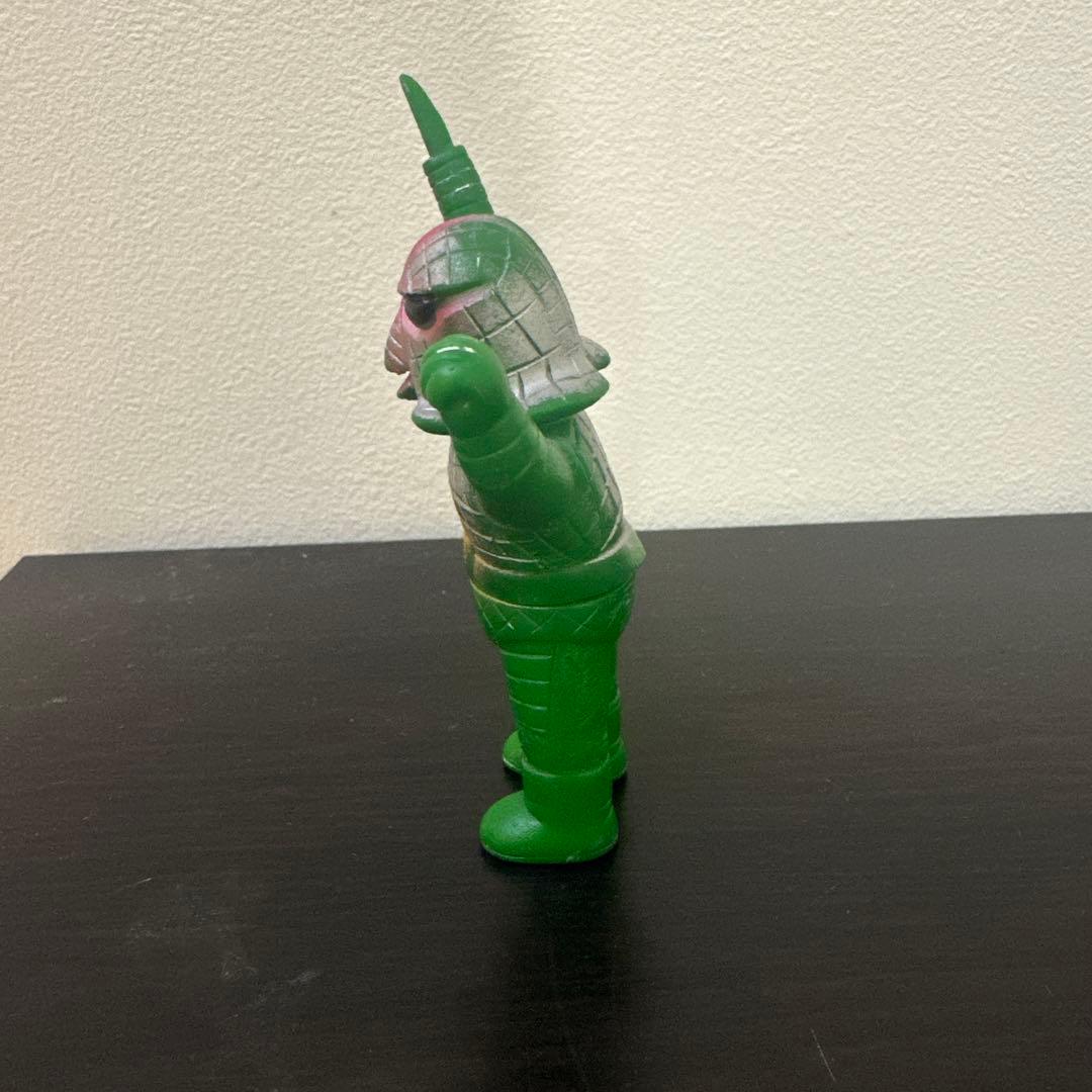 仮面ライダー v3 ナイフアルマジロ　ポピー