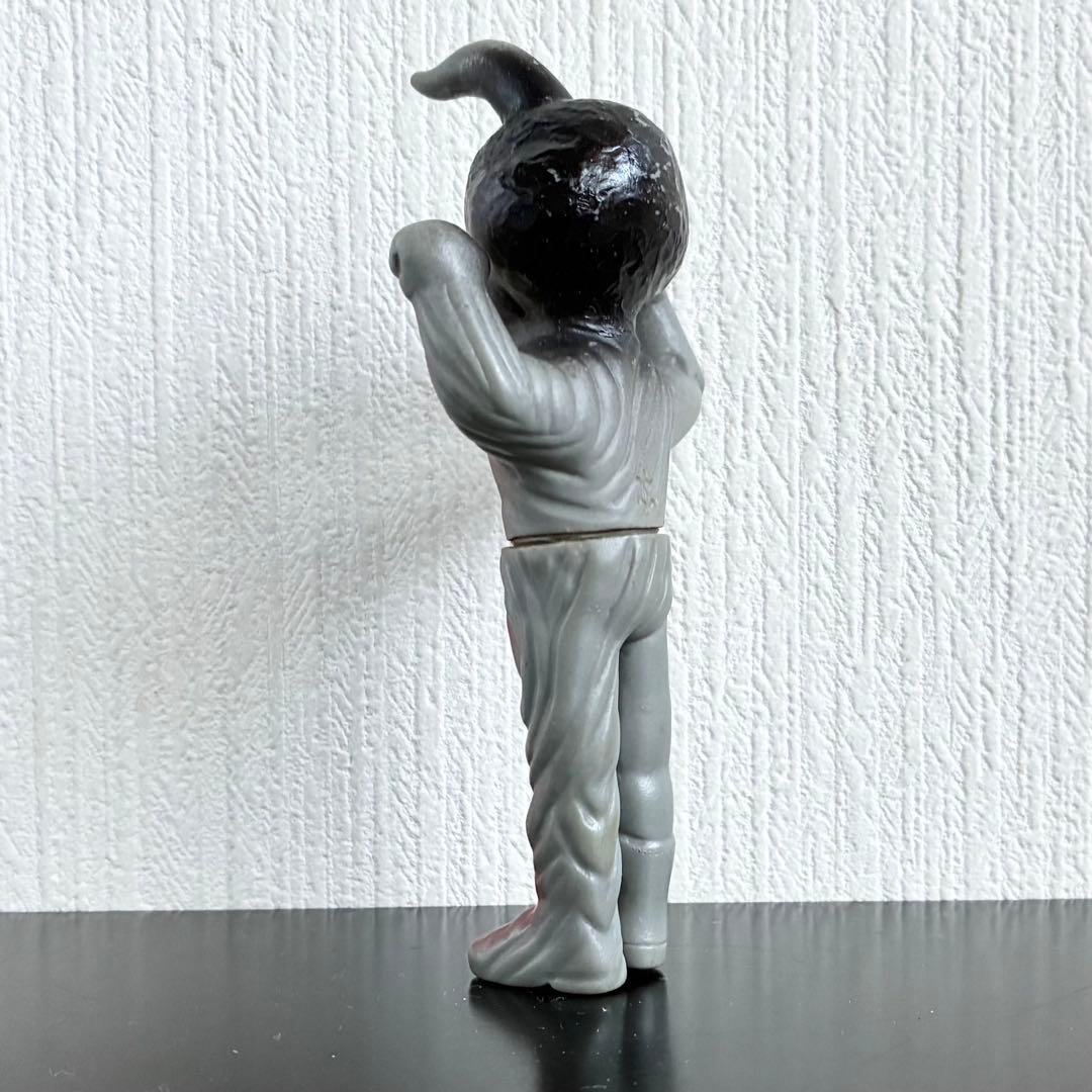 中嶋製作所　アストロミュー5 バドー星人 灰色成型/黒/茶塗装　亀マーク　当時物