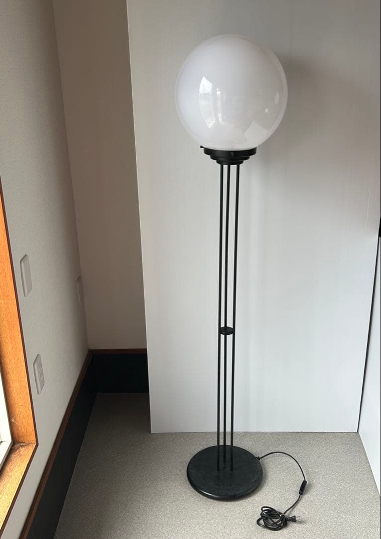 小泉産業　フロアランプ　スタンド　ポストモダン　ミッドセンチュリー　アールデコ