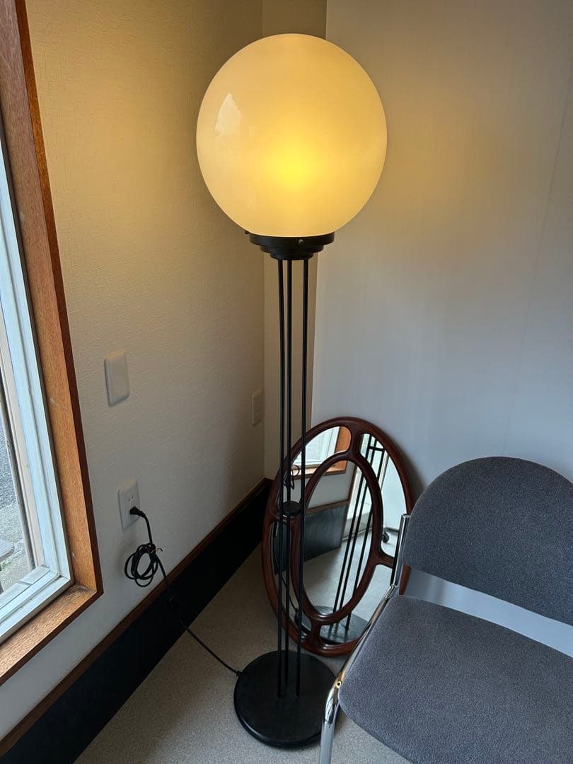 小泉産業　フロアランプ　スタンド　ポストモダン　ミッドセンチュリー　アールデコ