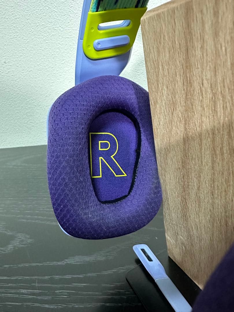 G733 Logicool ヘッドホン