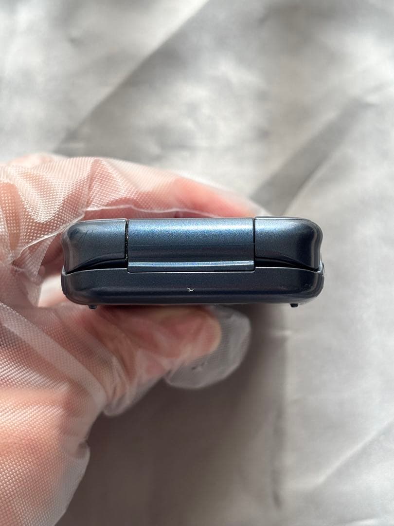 ドコモ らくらくホン F01M ネイビー