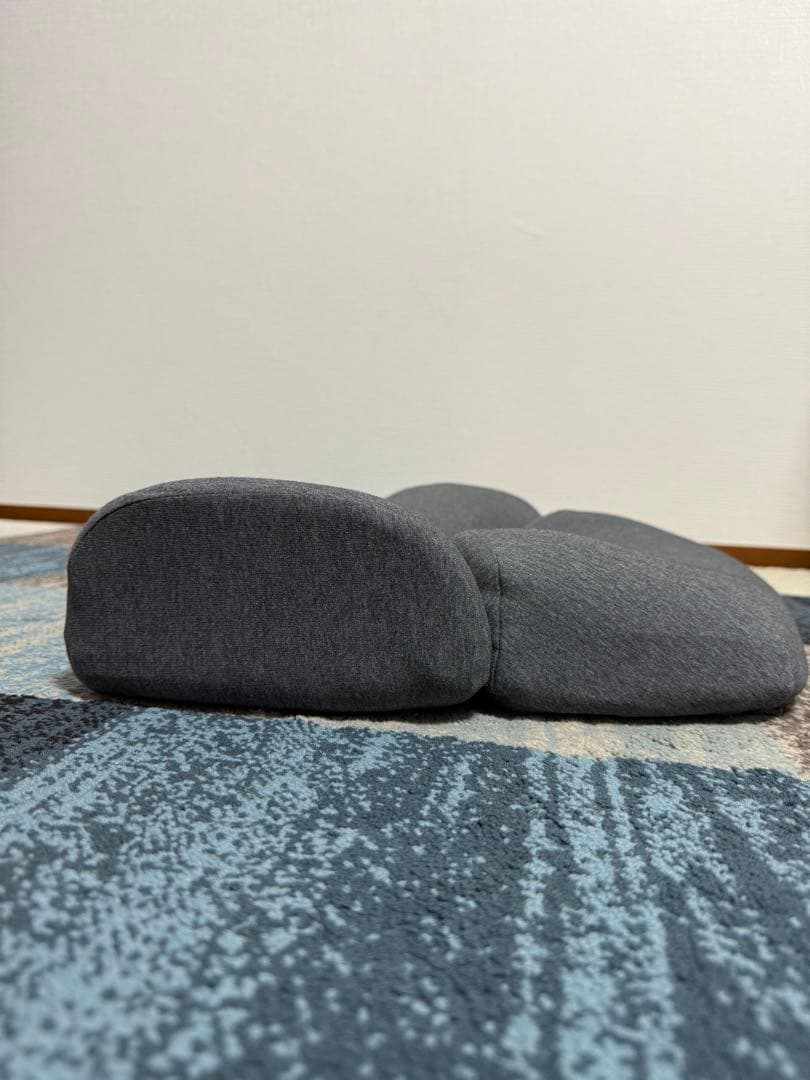 ダブル枕 SurvaQ ダークグレー　【首と肩のことだけを考えたダブル枕】