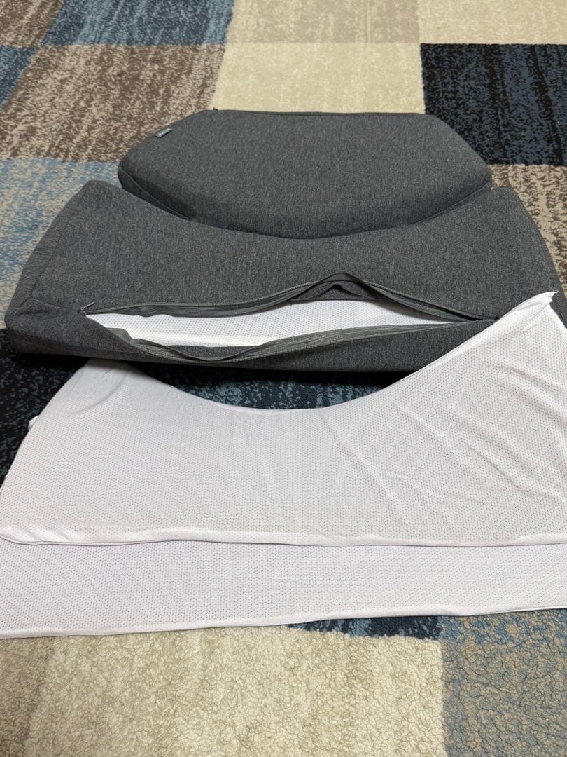 ダブル枕 SurvaQ ダークグレー　【首と肩のことだけを考えたダブル枕】